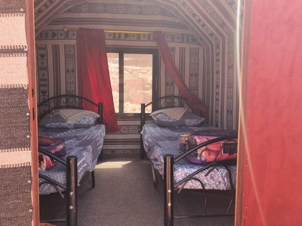 Bedouin Family Camp Wadi Rum Exterior foto